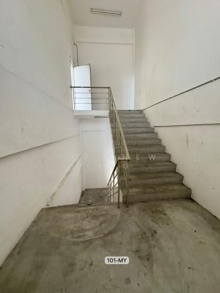 Semi-D Factory for Sale in Taman Sungai Kapar Indah (Kapar) - Yap Chew Ying - PropertyGuru.com.my