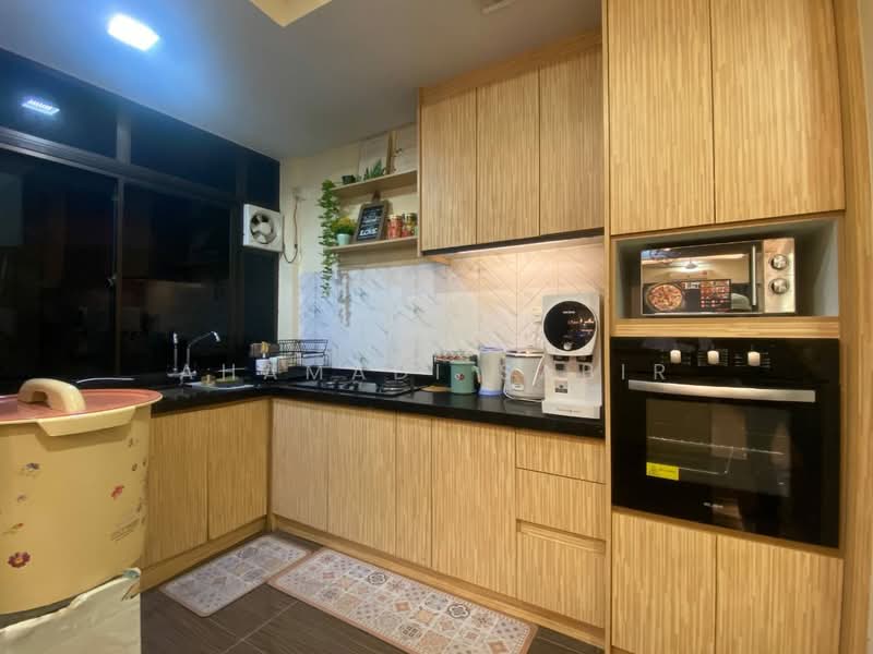 Apartment for Sale at Pangsapuri Merak - Ahamadi Sabir - Kitchen - PropertyGuru.com.my