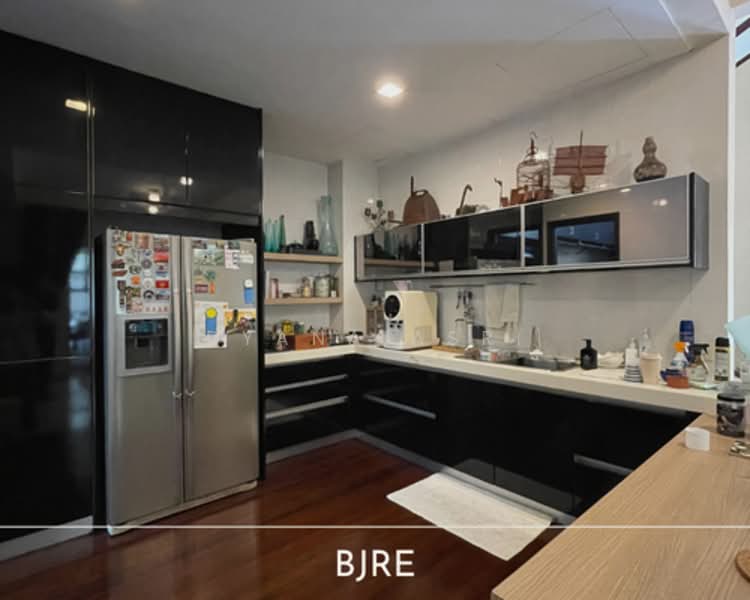 2-storey Terraced House for Sale in Bukit Jelutong (Shah Alam) - Dyana Asri - Kitchen - PropertyGuru.com.my