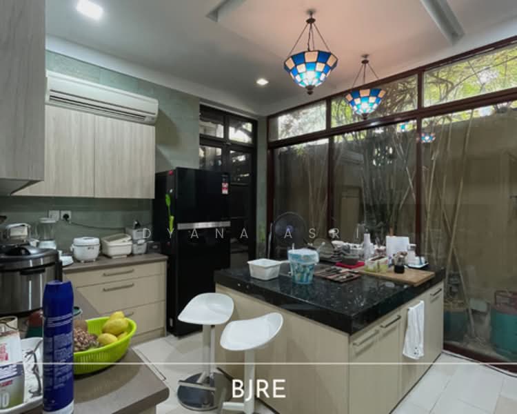 2-storey Terraced House for Sale in Bukit Jelutong (Shah Alam) - Dyana Asri - Kitchen - PropertyGuru.com.my