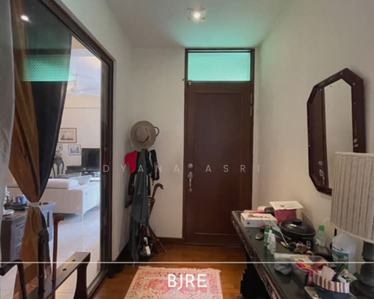 2-storey Terraced House for Sale in Bukit Jelutong (Shah Alam) - Dyana Asri - Entrance - PropertyGuru.com.my