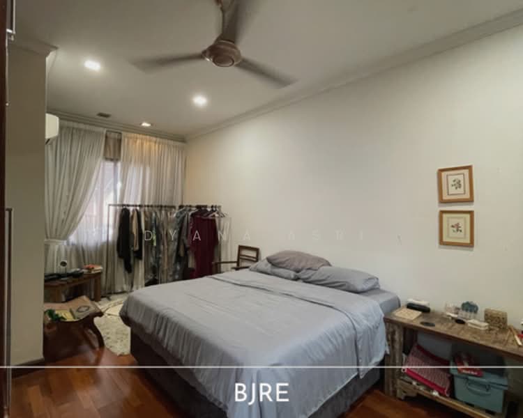 2-storey Terraced House for Sale in Bukit Jelutong (Shah Alam) - Dyana Asri - Bedroom - PropertyGuru.com.my