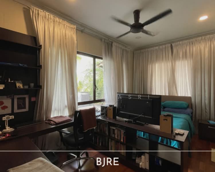 2-storey Terraced House for Sale in Bukit Jelutong (Shah Alam) - Dyana Asri - Bedroom - PropertyGuru.com.my