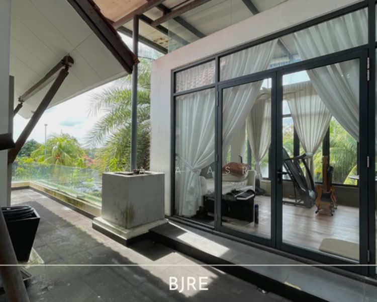 2-storey Terraced House for Sale in Bukit Jelutong (Shah Alam) - Dyana Asri - Balcony - PropertyGuru.com.my