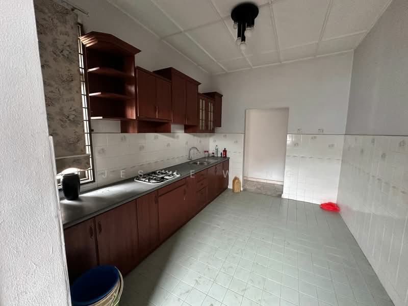 Bungalow for Sale in Bandar Bukit Beruntung (Bukit Beruntung) - Jessie Wong - Kitchen - PropertyGuru.com.my