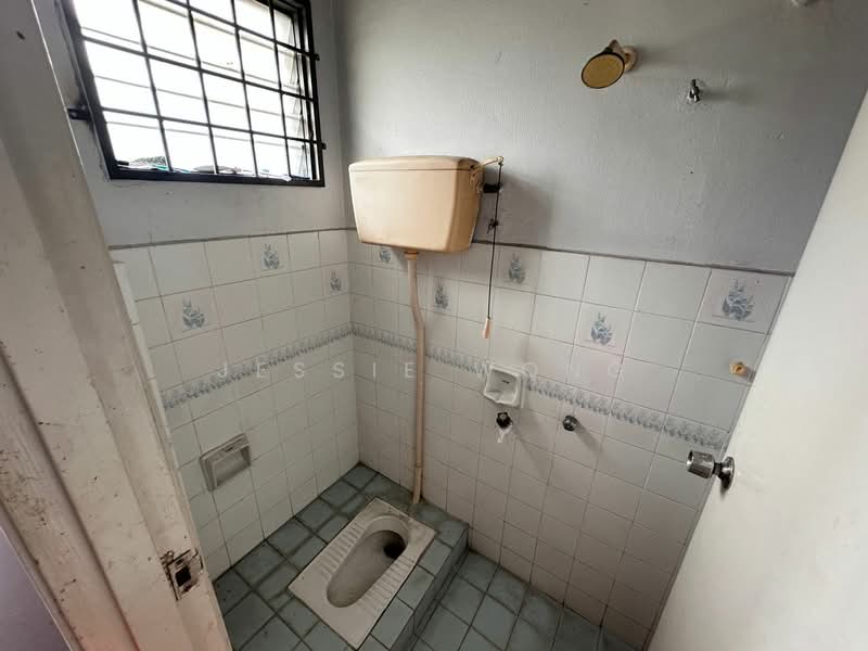 Bungalow for Sale in Bandar Bukit Beruntung (Bukit Beruntung) - Jessie Wong - Bathroom - PropertyGuru.com.my