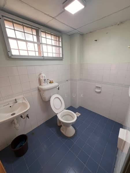 Pangsapuri untuk Dijual di Las Palmas (Rapis) - SK Luk - Bathroom - PropertyGuru.com.my