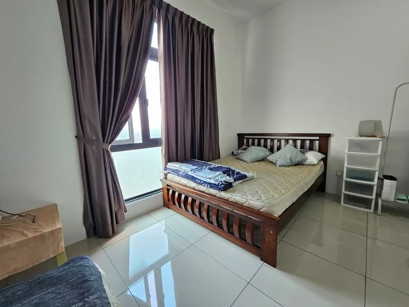 Service Residence for Sale at 8Scape Residence @ Sutera - Jay Pun - Bedroom - PropertyGuru.com.my