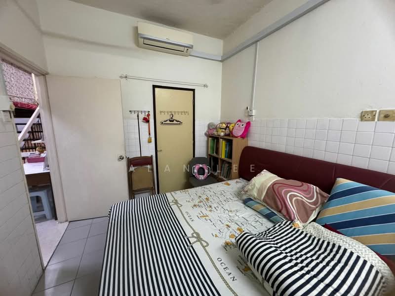 2-storey Terraced House for Sale in Ampang (Selangor) - Alan Lee - Bedroom - PropertyGuru.com.my