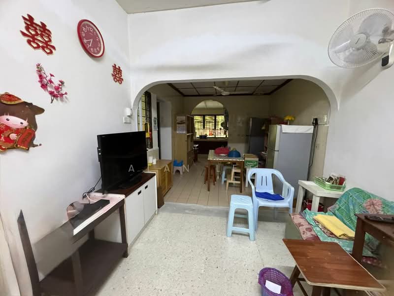 2-storey Terraced House for Sale in Ampang (Selangor) - Alan Lee - Living Room - PropertyGuru.com.my