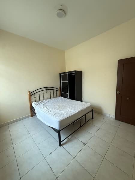 2-storey Terraced House for Rent in Taman Impian Emas (Skudai) - Howard Chai - Bedroom - PropertyGuru.com.my