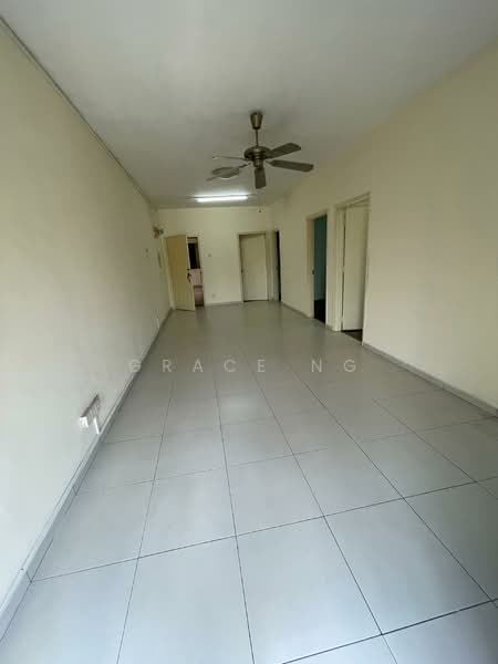 Kondominium untuk Dijual di Skudai Villa - Grace Ng - Living Room - PropertyGuru.com.my