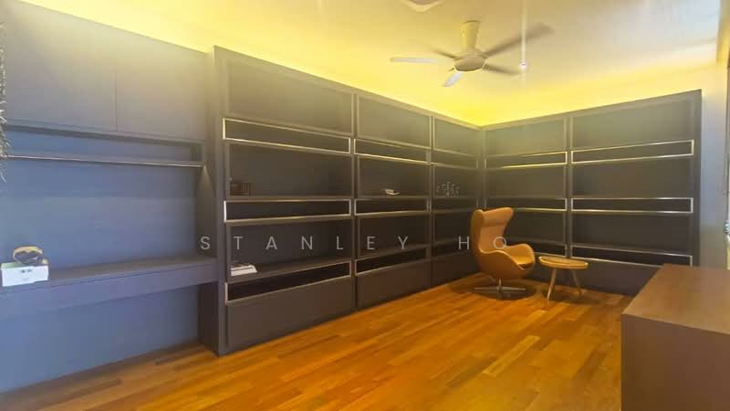Untuk Disewa - One Menerung