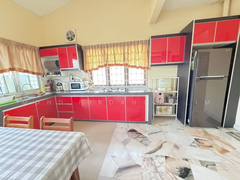 Rumah Teres 1 Tingkat untuk Dijual di Taman Bukit Mewah (Kajang) - Mohd Firdaus Salim - PropertyGuru.com.my