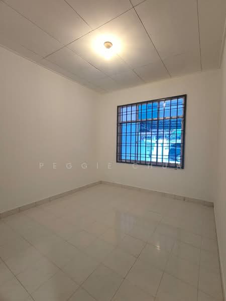 Rumah Teres 1 Tingkat untuk Dijual di Taman Puteri Wangsa (Ulu Tiram) - Peggie Chua - PropertyGuru.com.my