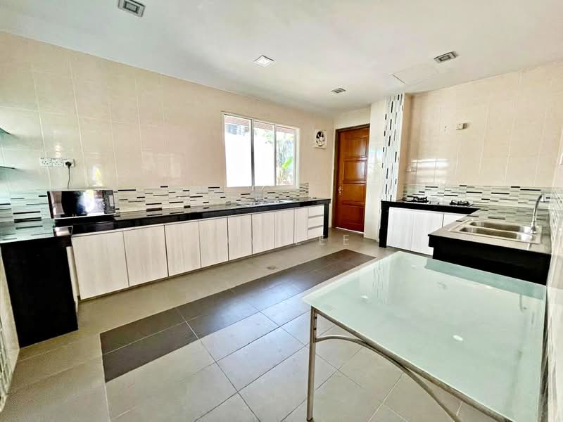 Rumah Banglo untuk Disewa di Petaling Jaya (Selangor) - Ray Lee - Kitchen - PropertyGuru.com.my