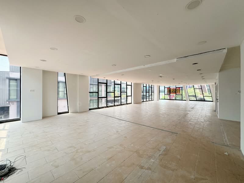 Tanah Komersial untuk Disewa di Seksyen U13 (Setia Alam) - Joanne Tan - Interior - PropertyGuru.com.my