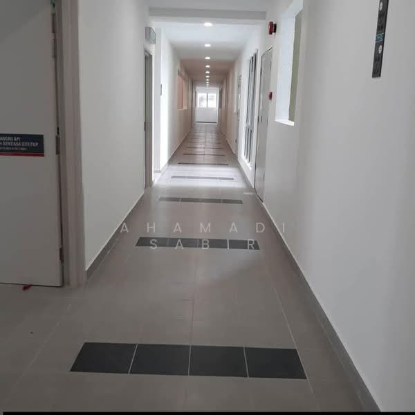 Kondominium untuk Dijual di Sky Awani Residensi 1 - Ahamadi Sabir - Corridor - PropertyGuru.com.my