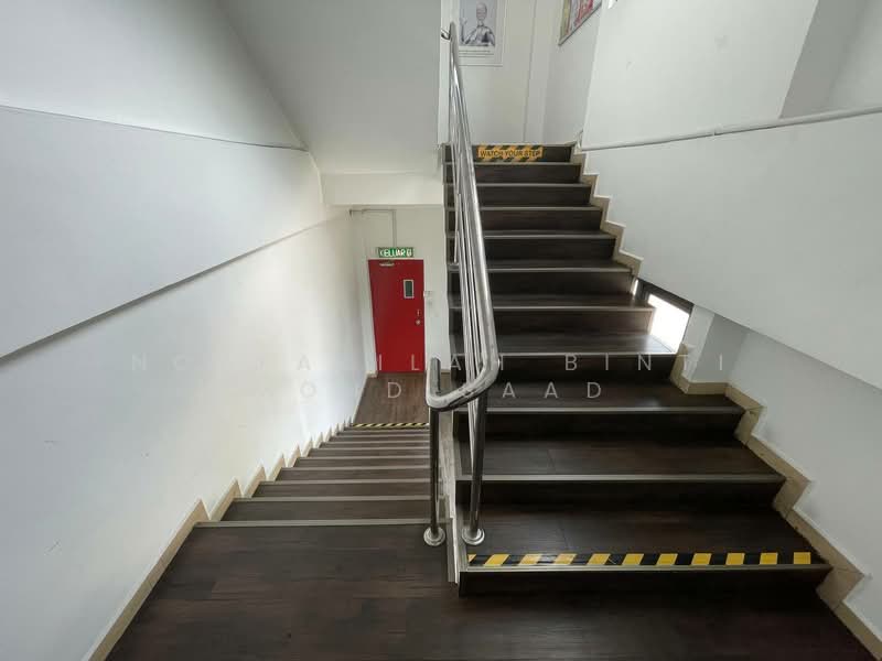 Factory for Sale in Taman Perindustrian Puchong (Puchong) - Norfazilah Binti Mohd Saad - Corridor - PropertyGuru.com.my