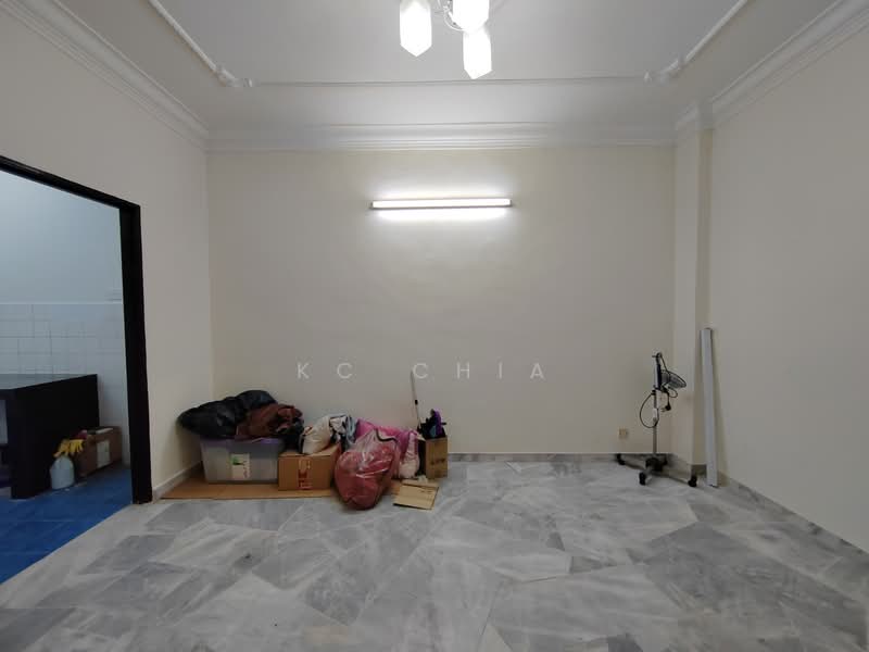 Pangsapuri untuk Dijual di Taman Kinrara Section 2 Apartment - KC Chia - Interior - PropertyGuru.com.my