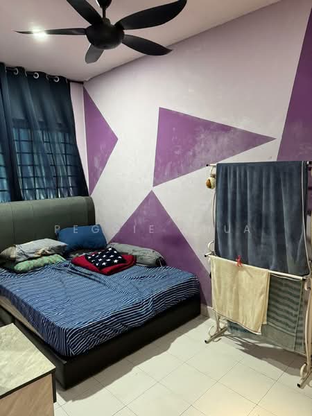 2-storey Terraced House for Sale in Taman Gaya (Ulu Tiram) - Peggie Chua - Bedroom - PropertyGuru.com.my