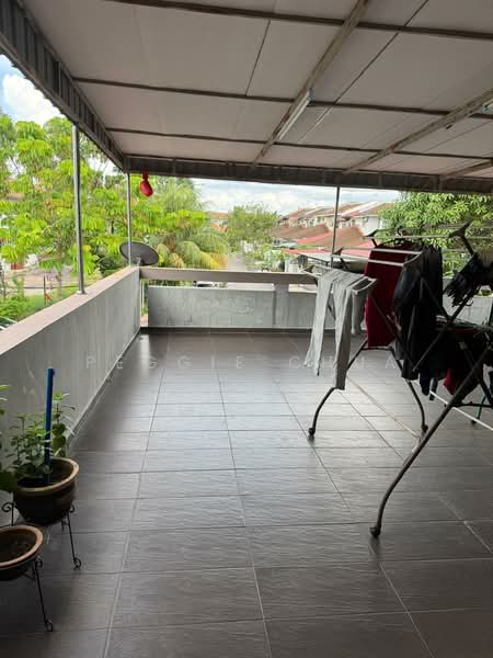 2-storey Terraced House for Sale in Taman Gaya (Ulu Tiram) - Peggie Chua - Balcony - PropertyGuru.com.my