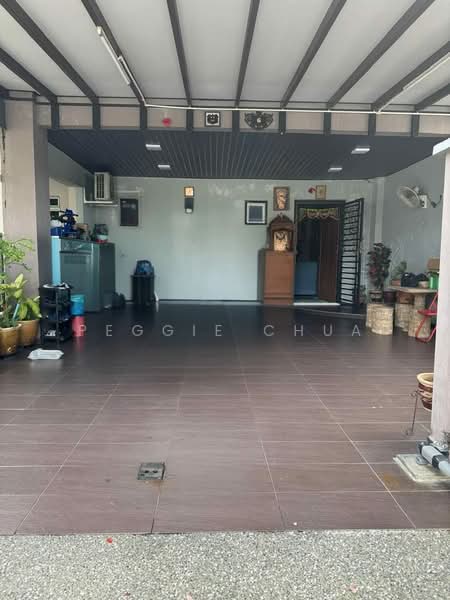 2-storey Terraced House for Sale in Taman Gaya (Ulu Tiram) - Peggie Chua - Exterior - PropertyGuru.com.my