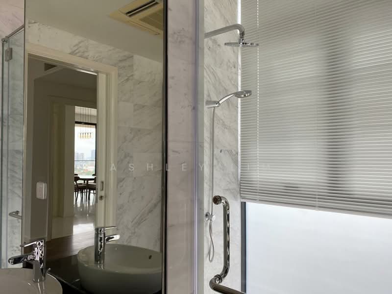 Kondominium untuk Disewa di Setia V Residences - Ashley Lim - Bathroom - PropertyGuru.com.my