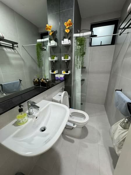 Servis Apartment untuk Dijual di Lavile Kuala Lumpur - Rina . - Bathroom - PropertyGuru.com.my