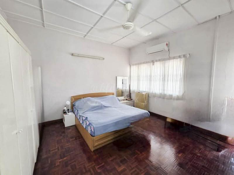 Rumah Teres 2-Tingkat untuk Dijual di SS2 (Petaling Jaya) - Leong Kok Fei - Bedroom - PropertyGuru.com.my