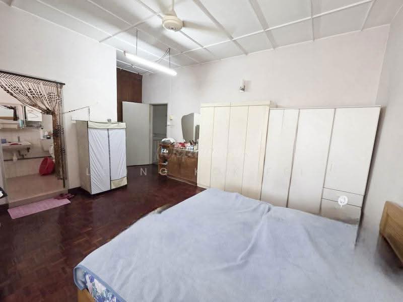 Rumah Teres 2-Tingkat untuk Dijual di SS2 (Petaling Jaya) - Leong Kok Fei - Bedroom - PropertyGuru.com.my