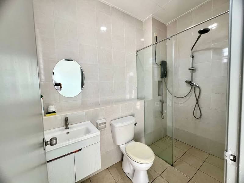 Rumah Teres 2 Tingkat untuk Dijual di Taman Mount Austin (Tebrau) - Hayden Chong - Bathroom - PropertyGuru.com.my