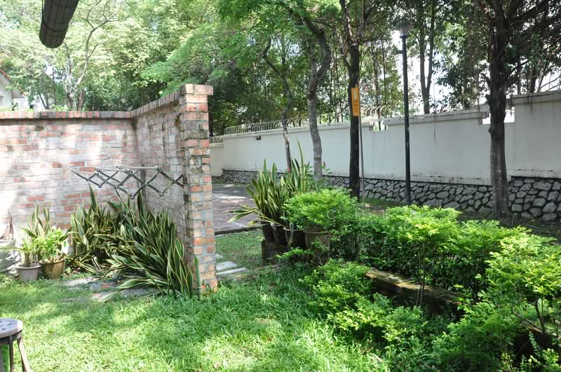 2-storey Terraced House for Sale in Desa Parkcity (Kuala Lumpur) - Crystal Chua - Garden - PropertyGuru.com.my