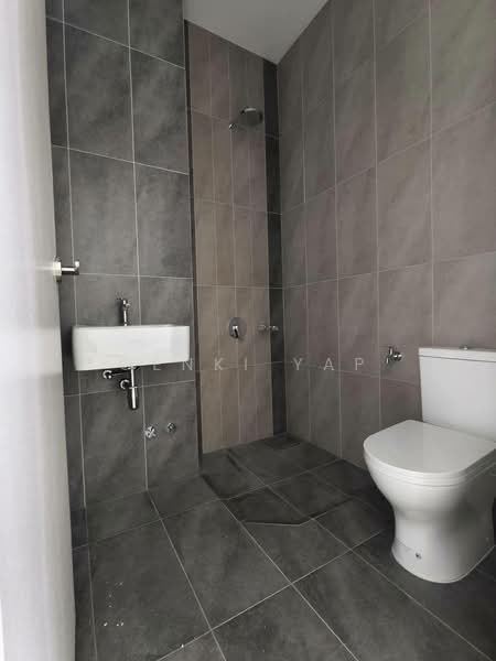 Cluster House for Sale in Setia Tropika (Johor Bahru) - Genki Yap - Bathroom - PropertyGuru.com.my