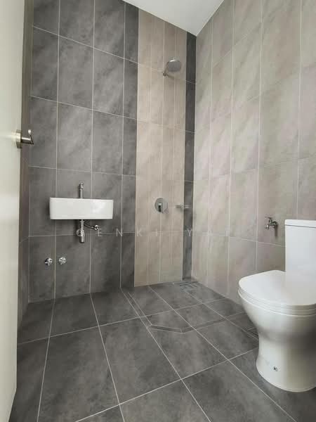 Cluster House for Sale in Setia Tropika (Johor Bahru) - Genki Yap - Bathroom - PropertyGuru.com.my