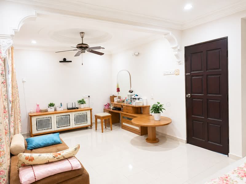 Semi-Detached House for Sale in Taman Petani Jaya (Sungai Petani) - Derrick Ng - Living Room - PropertyGuru.com.my