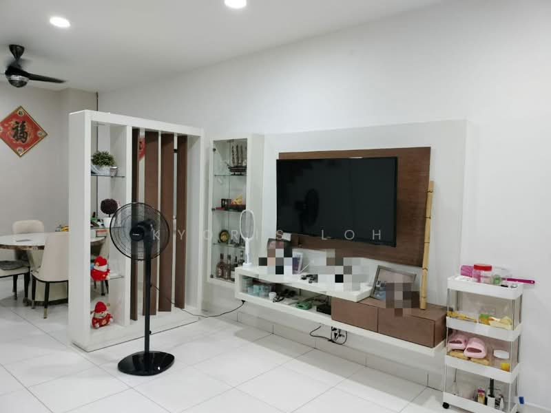 2-storey Terraced House for Sale in Taman Senai Jaya (Senai) - Kyoris Loh - Living Room - PropertyGuru.com.my