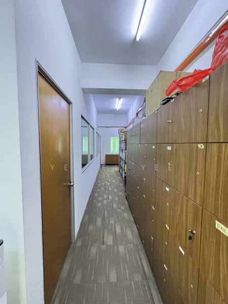 Shop / Office for Sale in Kota Damansara (Selangor) - Yee Fu Yee - Corridor - PropertyGuru.com.my