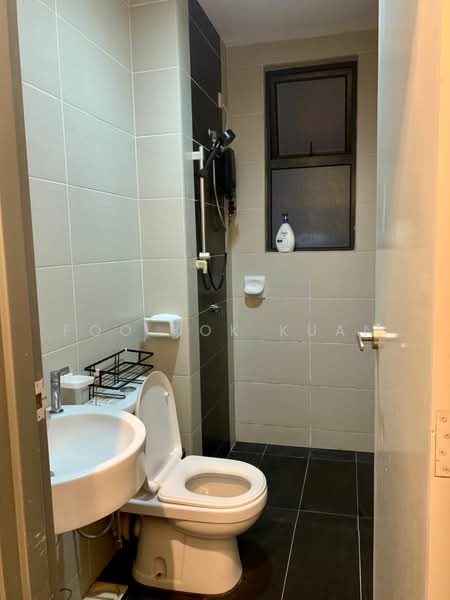 Service Residence for Sale at Amaya Maluri - Foo Kok Kuan - Bathroom - PropertyGuru.com.my