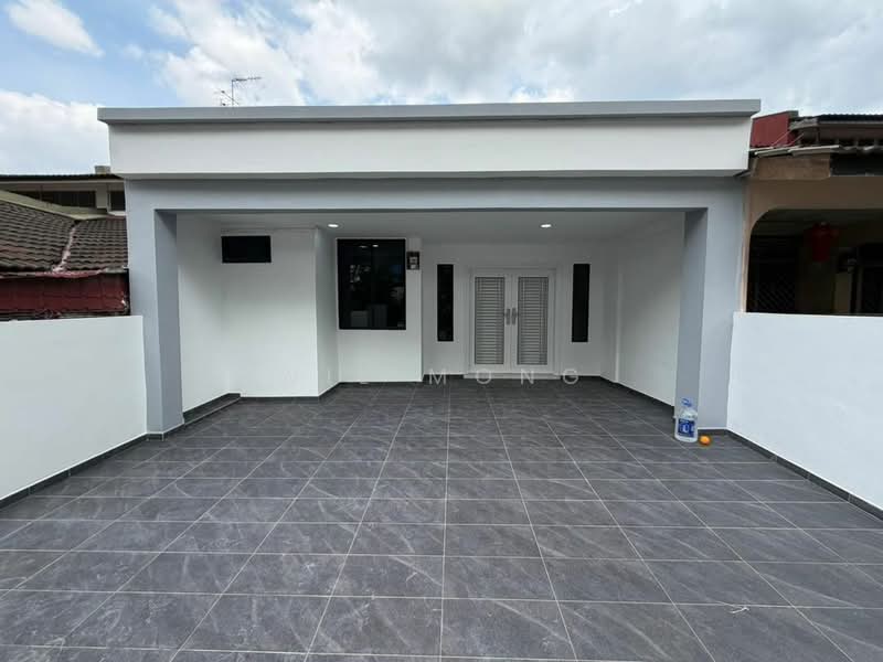 1-storey Terraced House for Sale in Taman Sri Bahagia (Tampoi) - Wil Mong - Exterior - PropertyGuru.com.my