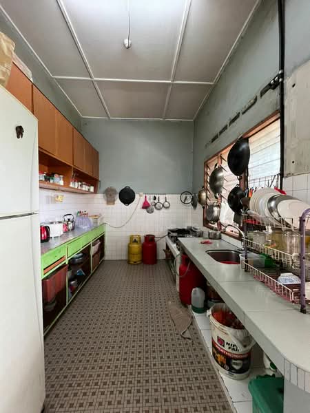 1-storey Terraced House for Sale in Petaling Jaya (Selangor) - Martin Gan - Kitchen - PropertyGuru.com.my