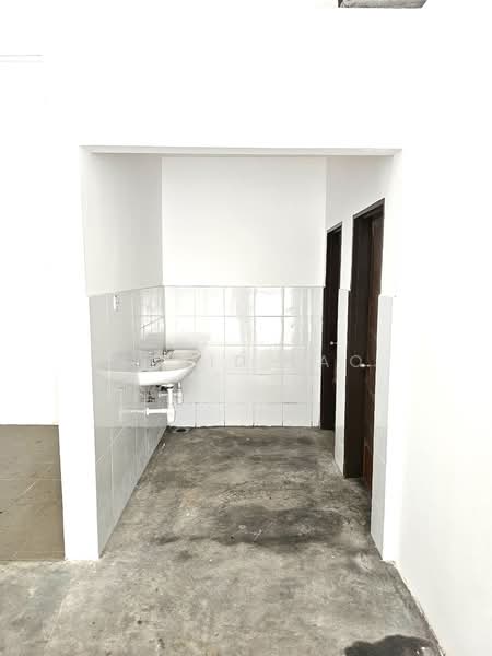 Shop for Rent in Seksyen U9 (Shah Alam) - David Lao - Bathroom - PropertyGuru.com.my