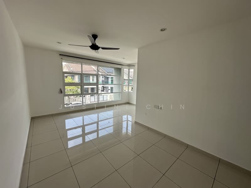 2-storey Terraced House for Rent in Ipoh (Perak) - Justine Chin - Living Room - PropertyGuru.com.my