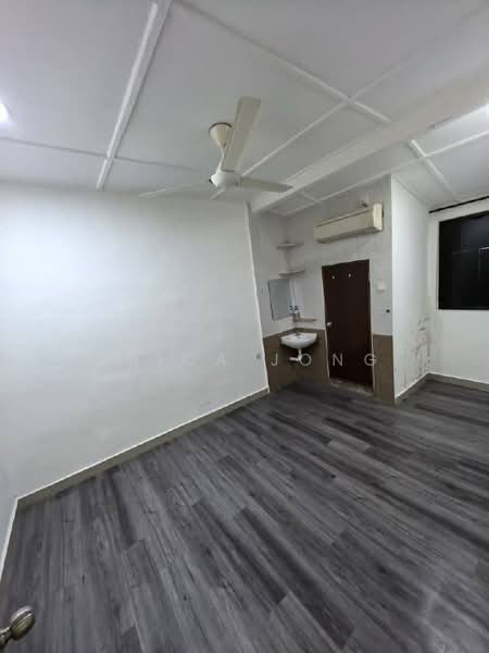 1-storey Terraced House for Rent in Taman Ungku Tun Aminah (Skudai) - Erica Jong - Interior - PropertyGuru.com.my
