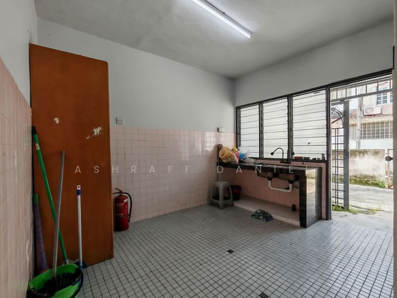 Terraced House for Sale in Cheras (Kuala Lumpur) - Ashraff Daniel - Kitchen - PropertyGuru.com.my
