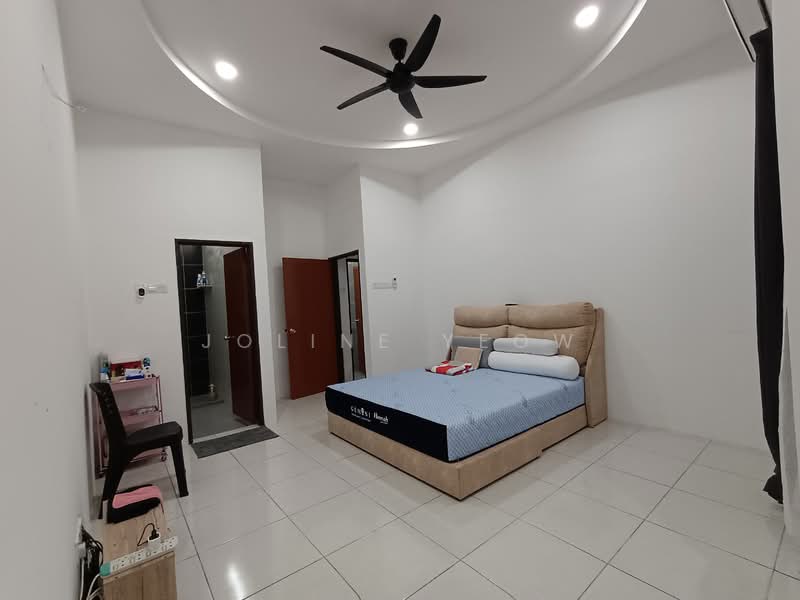Rumah Berkembar untuk Dijual di Taman Lapangan Harmoni (Ipoh) - Joline YEOW - Bedroom - PropertyGuru.com.my