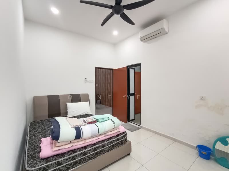 Rumah Berkembar untuk Dijual di Taman Lapangan Harmoni (Ipoh) - Joline YEOW - Bedroom - PropertyGuru.com.my