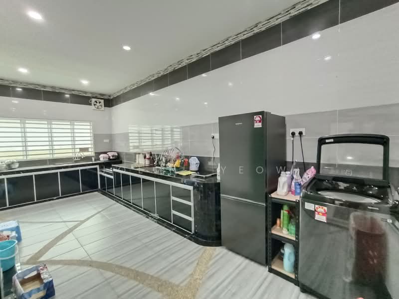 Rumah Berkembar untuk Dijual di Taman Lapangan Harmoni (Ipoh) - Joline YEOW - Kitchen - PropertyGuru.com.my