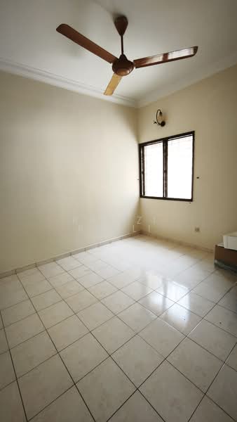 Rumah Teres 2 Tingkat untuk Dijual di Bandar Putra Permai (Seri Kembangan) - Rafizi Ramli - Interior - PropertyGuru.com.my