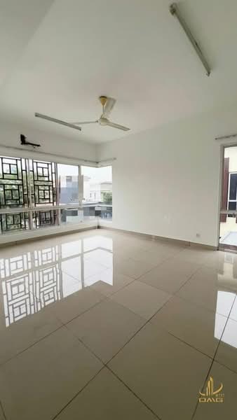 Semi-Detached House for Sale in Setia Damai (Setia Alam) - Yongsen Lim - Living Room - PropertyGuru.com.my